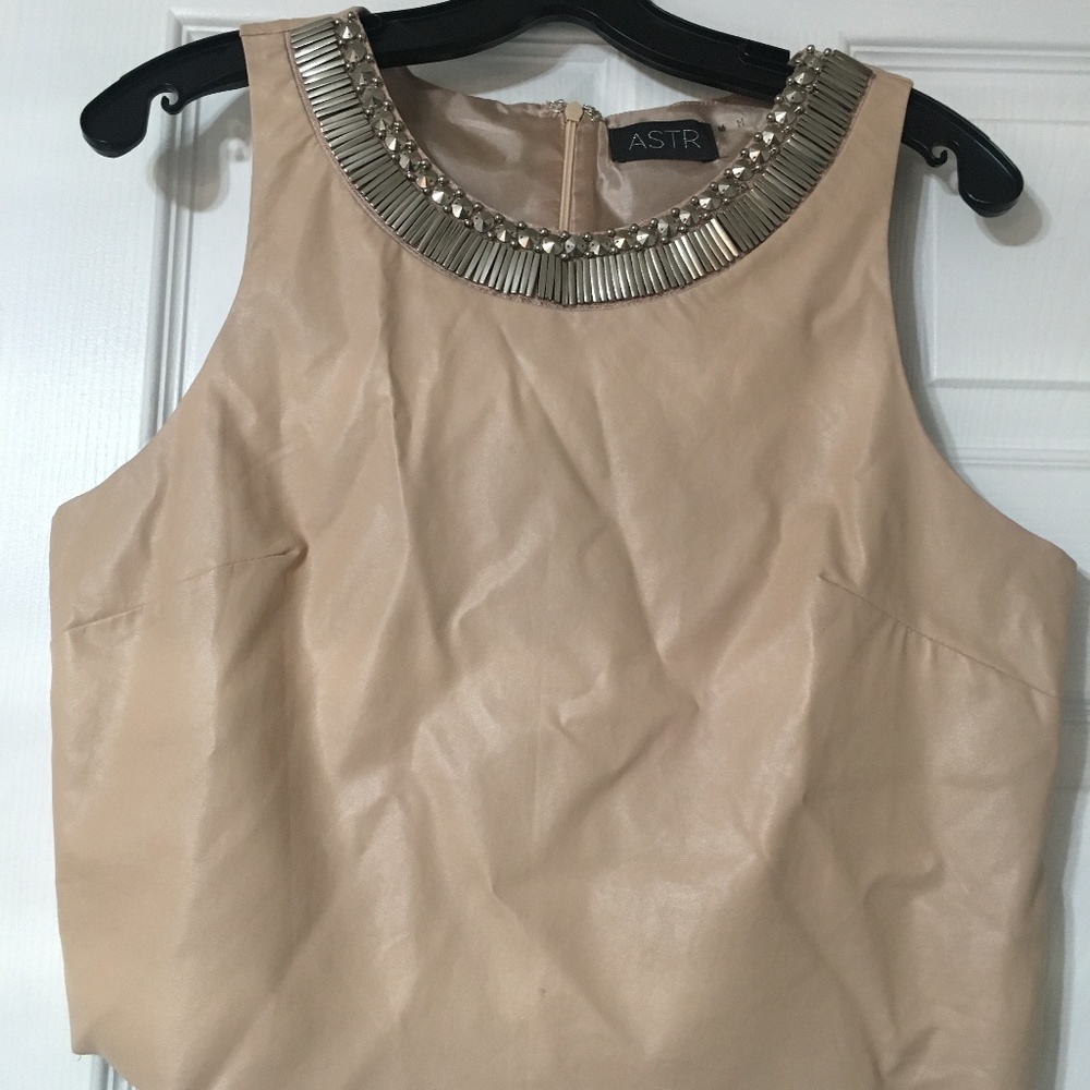 ASTR blush cropped top